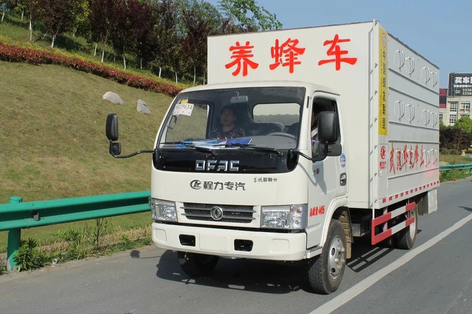 东风国五蓝牌养蜂车.jpg