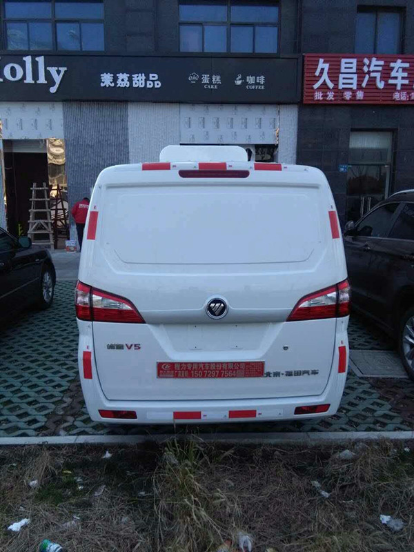 伽途小型面包冷藏车 (3).jpg