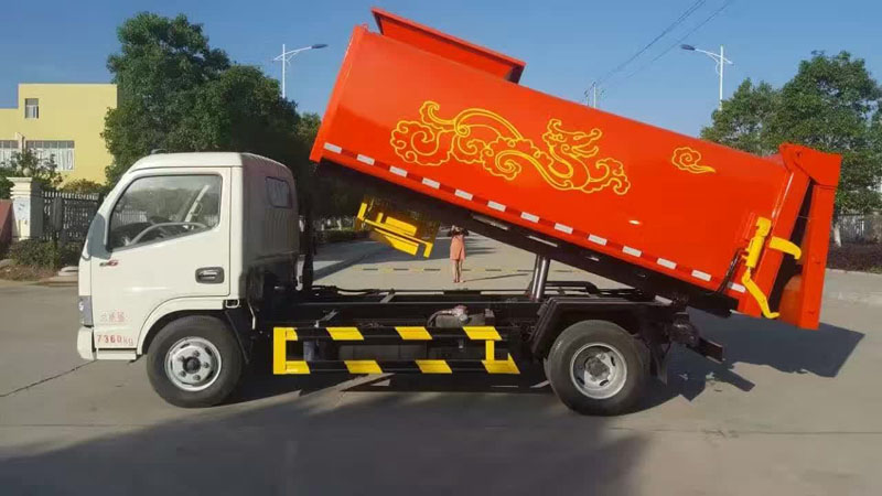 东风小多利卡侧装压缩垃圾车1.jpg