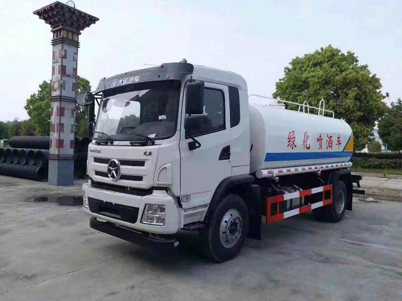 大运11吨水车1.jpg