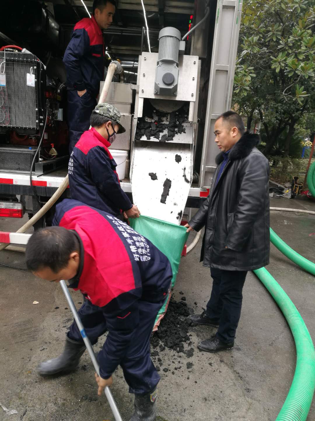 生态环境管理专家吸粪车 绿色无公害吸粪车