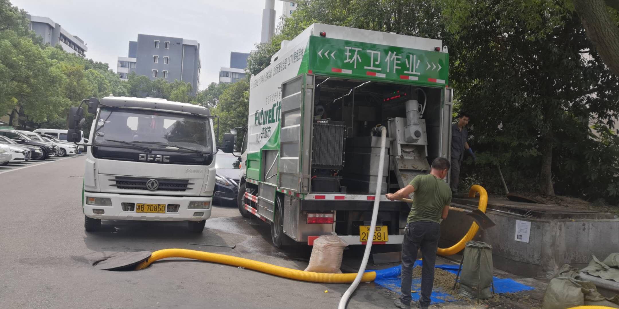 吸污净化车