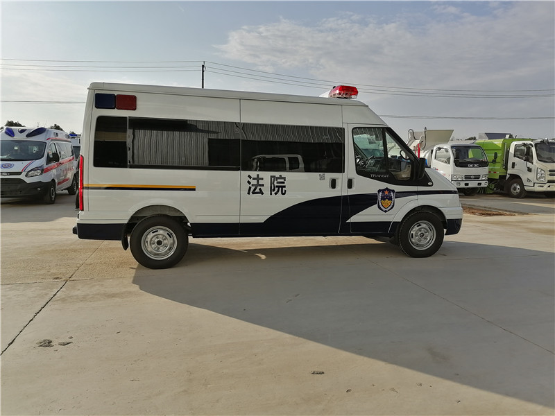 福特V362囚车.jpg