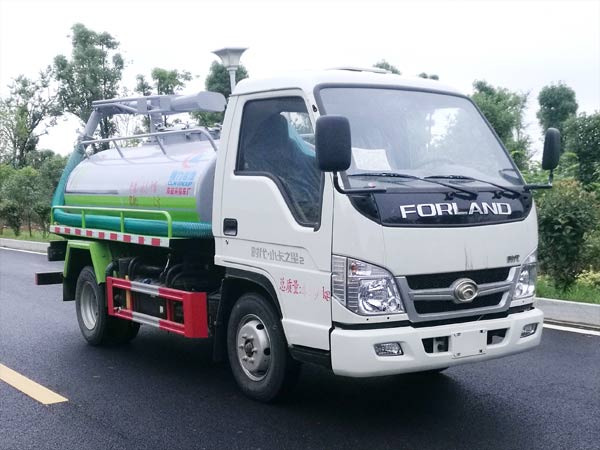 CLW5041GXEB6型吸粪车1.jpg