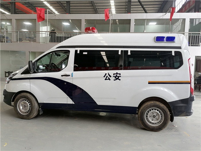 福特江铃全顺囚车.jpg