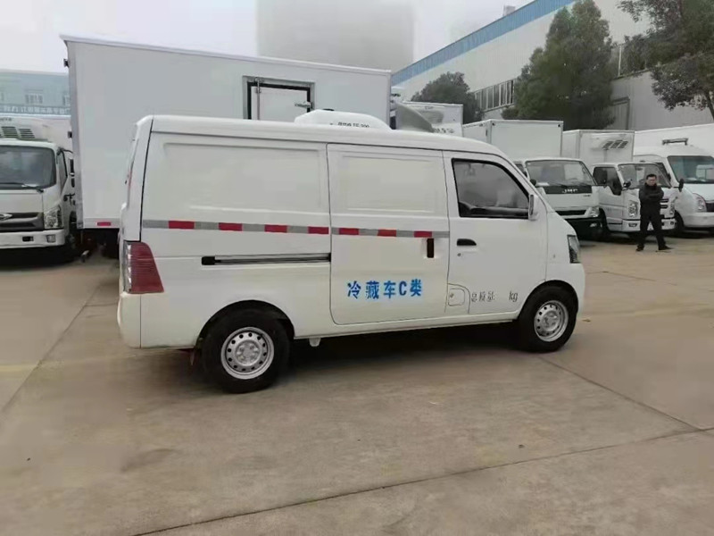 重庆长安V3面包冷藏车|国六药品运输车价格|国六面包冷藏车价格