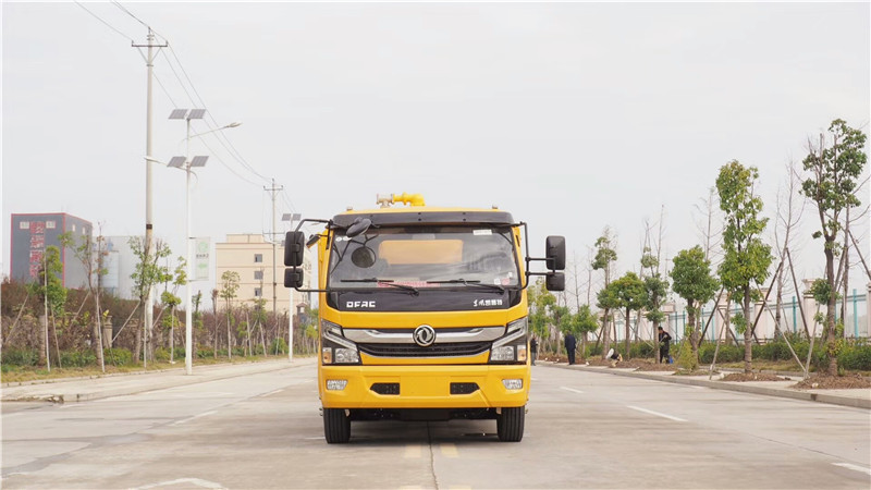 东风大多利卡清洗吸污车|价格图片|配置