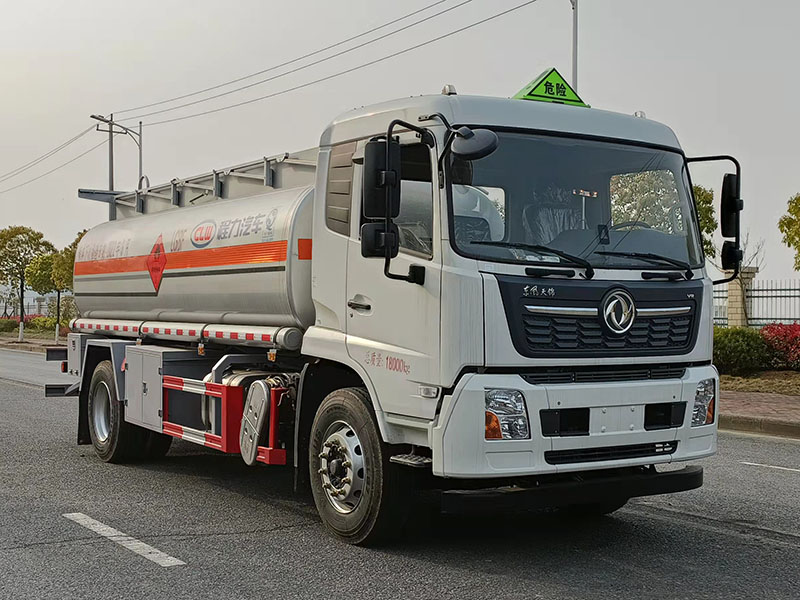 CL5181GYYD6型运油车1.jpg