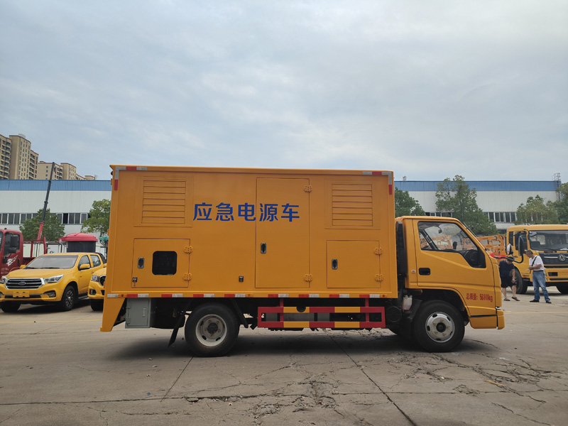 江铃电源车.jpg